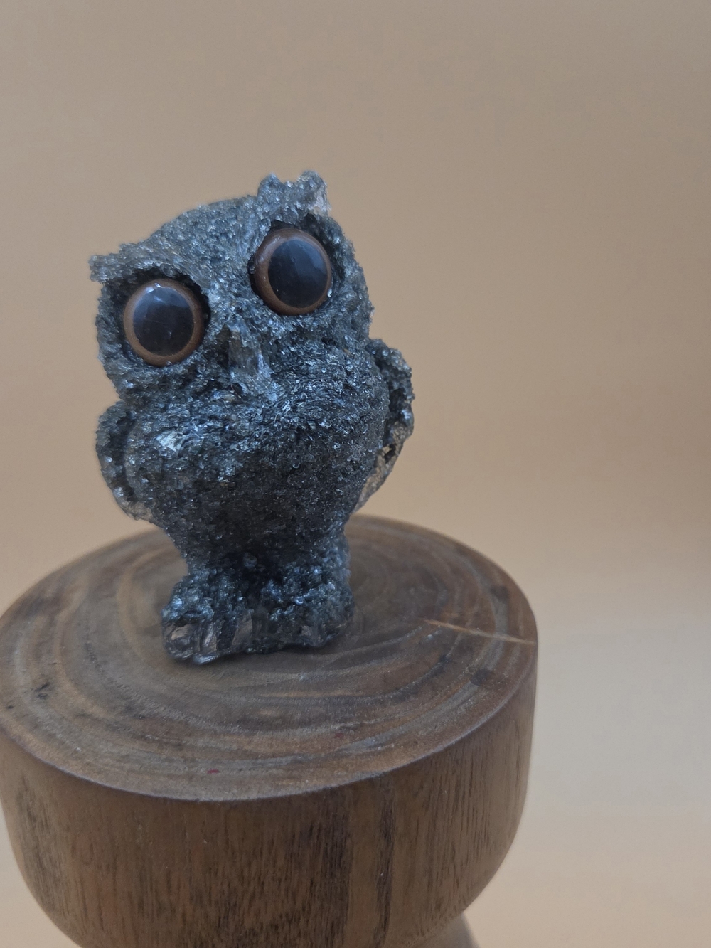 Artisan Metallic Mineral Pyrite Cystal Chips Small Decorative Owl Figurine